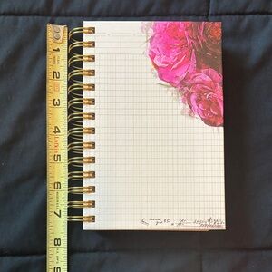 Heidi swapp Floral Spiral blank day planner new